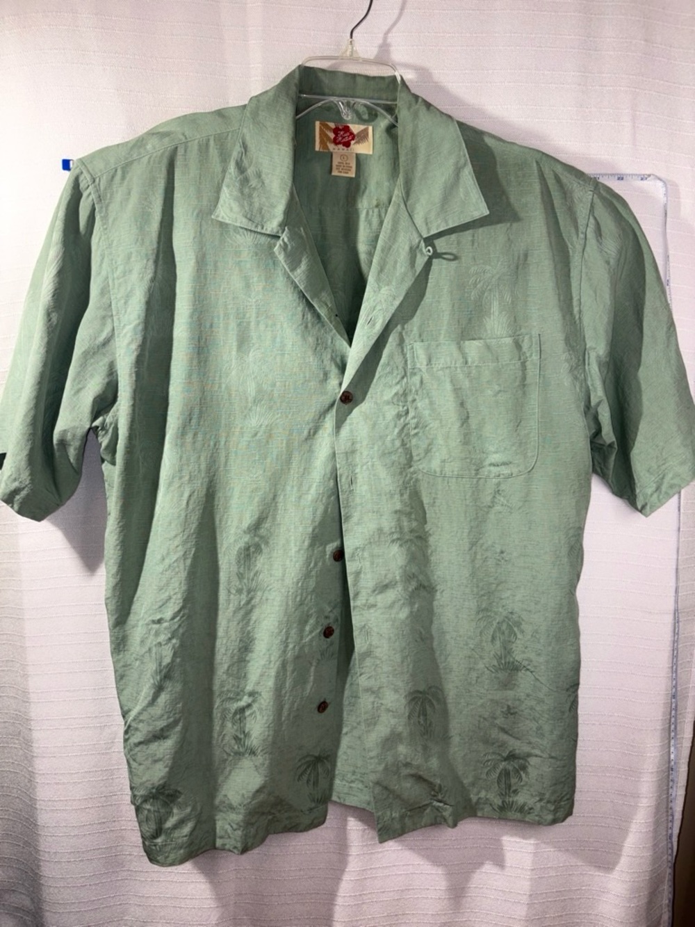 Vintage Hilo Hattie 100% Silk Palm Tree Hawaiian Aloha Shirt Sage Green L